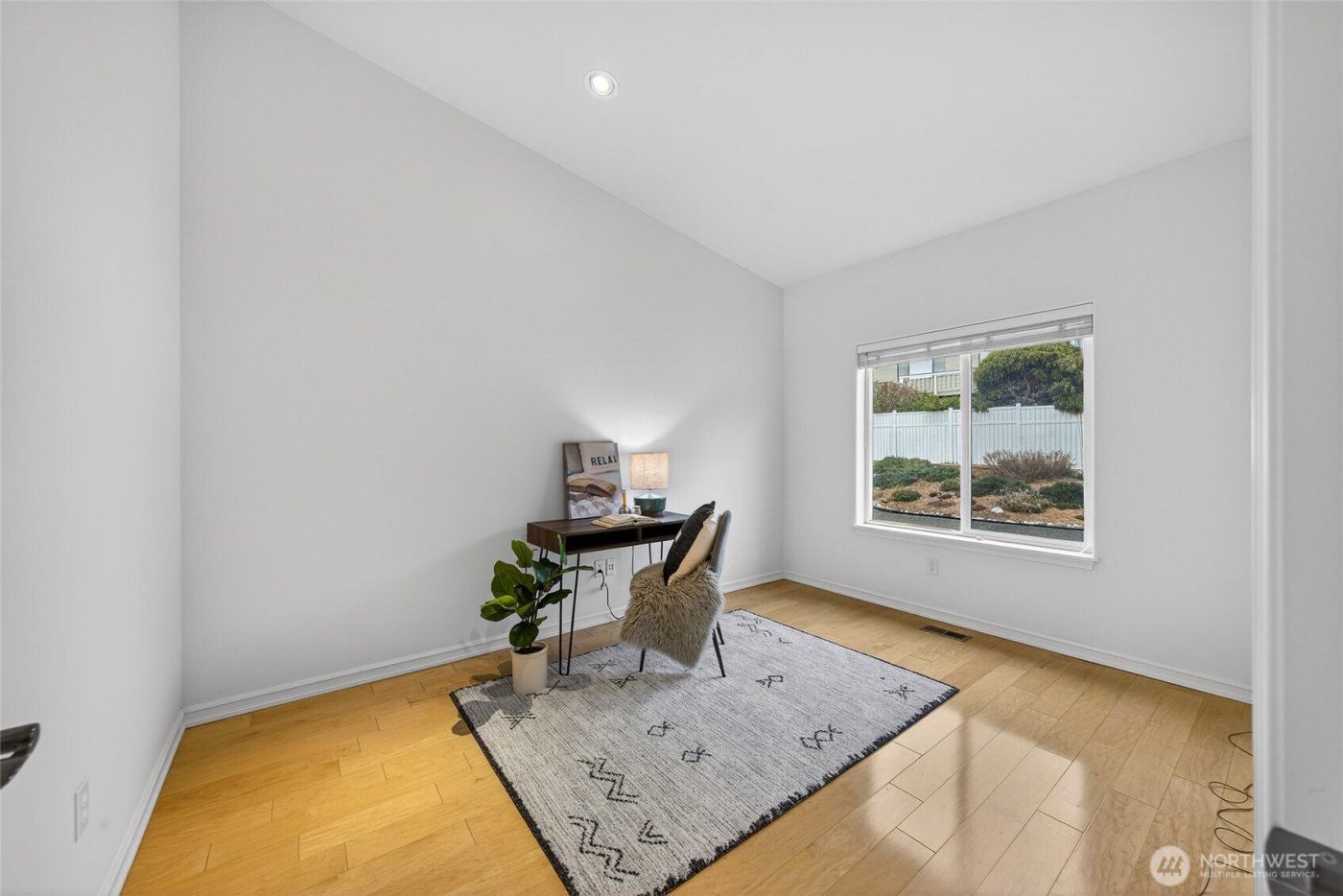 5208 Doon Way , Anacortes, WA 98221-2912