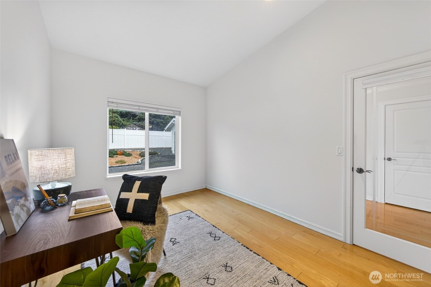 5208 Doon Way , Anacortes, WA 98221-2912