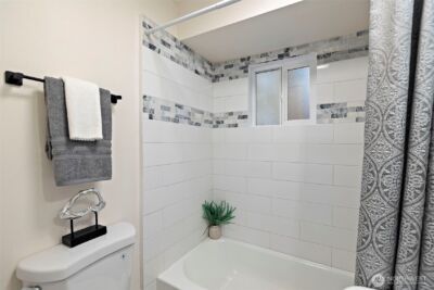 2311 N 88th St , Seattle, WA 98103 - Photo 13