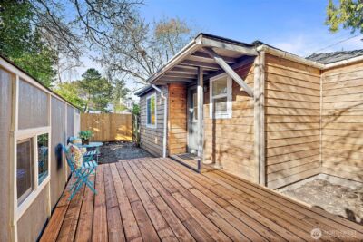 2311 N 88th St , Seattle, WA 98103 - Photo 2