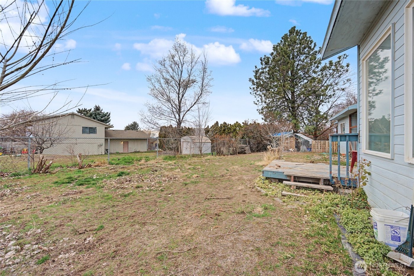 2238 S Crestmont Drive , Moses Lake, WA 98837