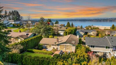 6114 104th Avenue NE, Kirkland, WA 98033