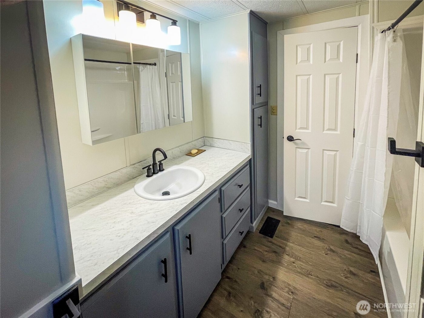 1841 TROSPER Road SW #31B, Tumwater, WA 98512