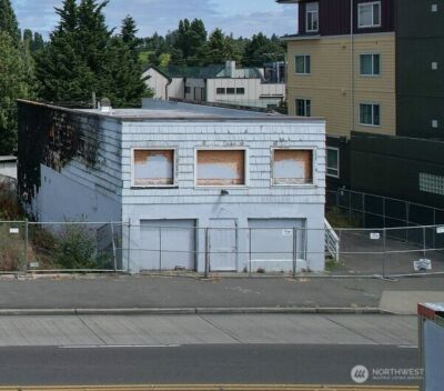 320 NW 85th Street , Seattle, WA 98117 - Photo 3