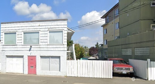 320 NW 85th Street , Seattle, WA 98117