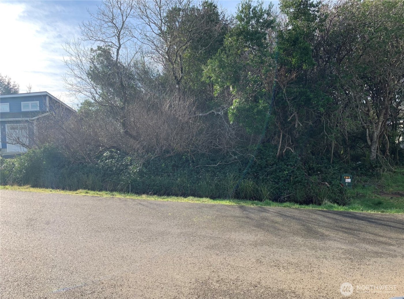 345 S Wynoochee Drive , Ocean Shores, WA 98569