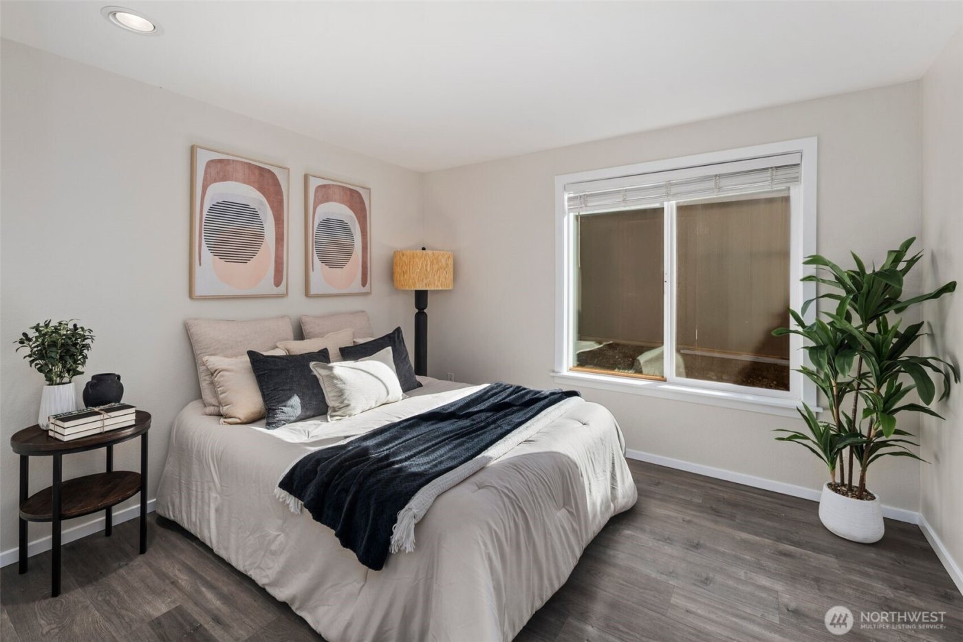 11104 NE 68th Street #A103, Kirkland, WA 98033