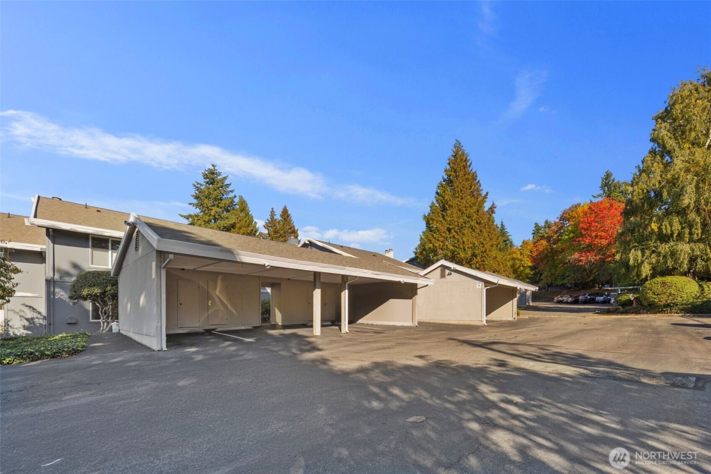 11104 NE 68th Street #A103, Kirkland, WA 98033