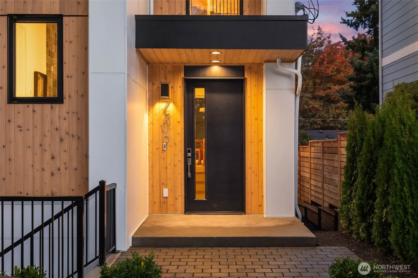 7506 18th Avenue NW, Seattle, WA 98117