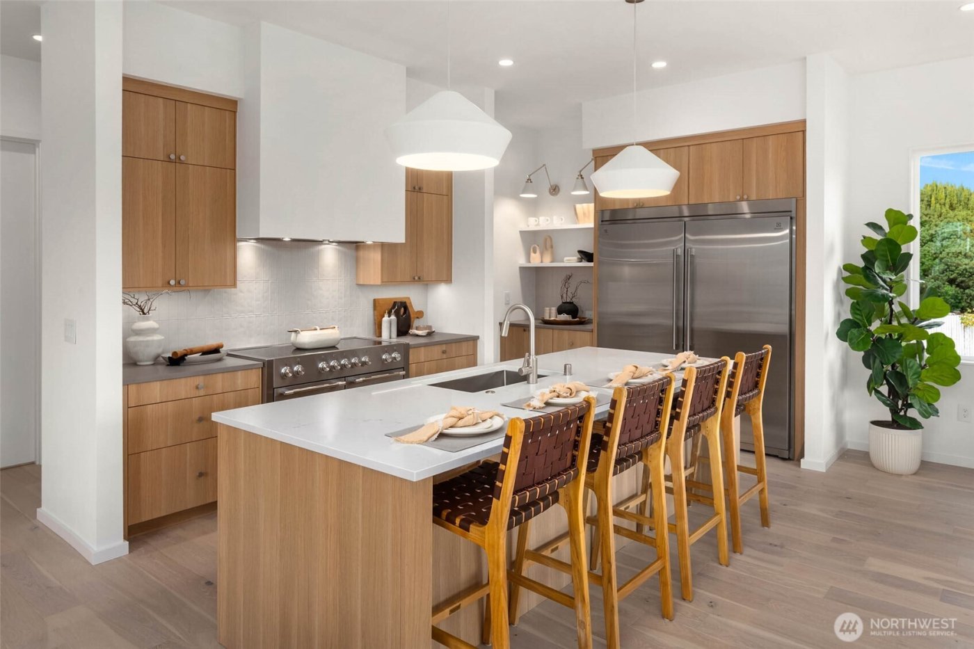 7506 18th Avenue NW, Seattle, WA 98117