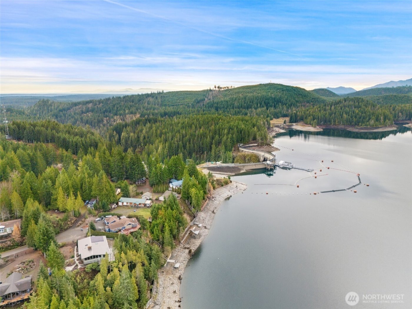 451 N Standstill Drive S, Hoodsport, WA 98548