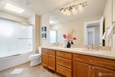 15025 SE 43rd Street , Bellevue, WA 98006 - Photo 29