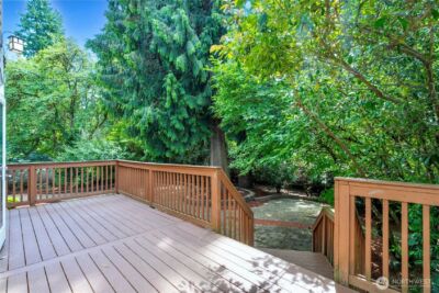 15025 SE 43rd Street , Bellevue, WA 98006 - Photo 36