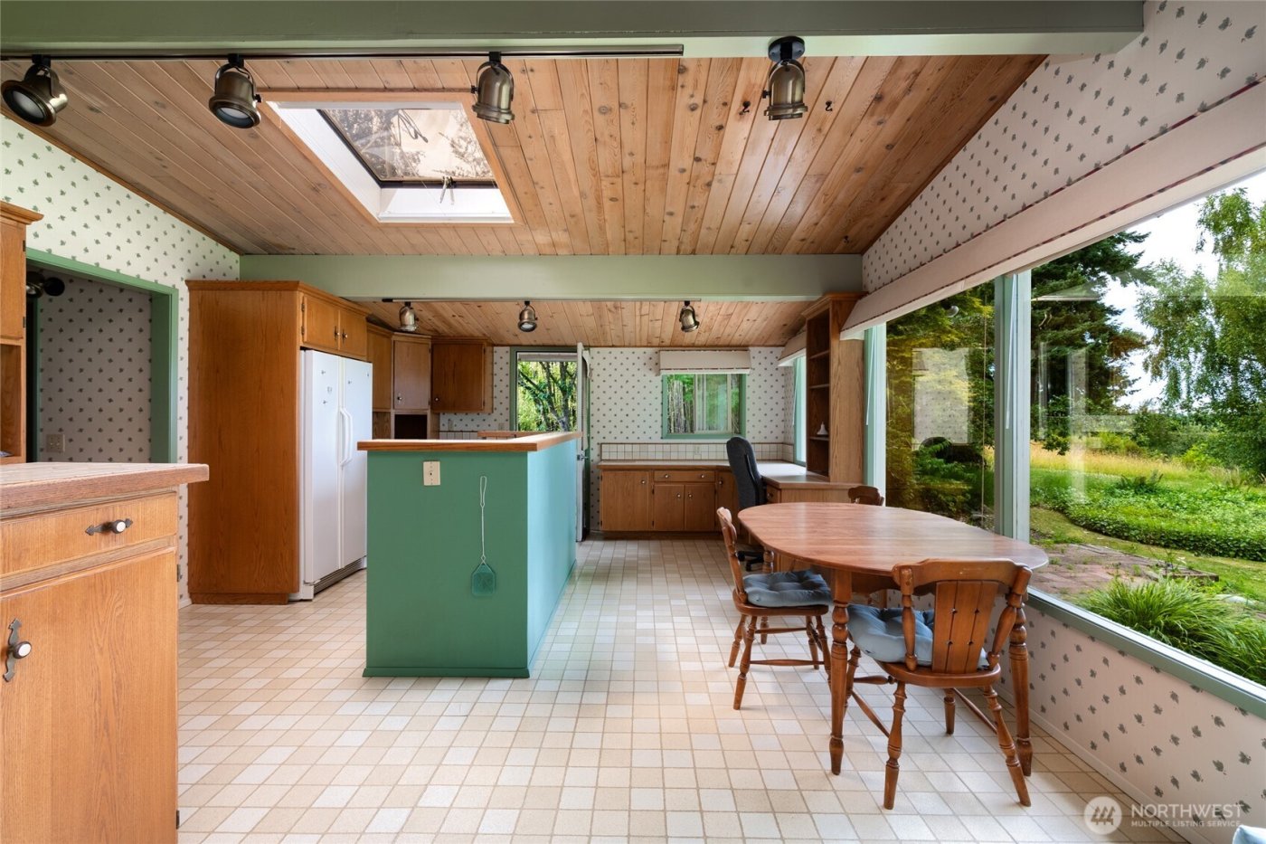 3360 N Green Road , Oak Harbor, WA 98277