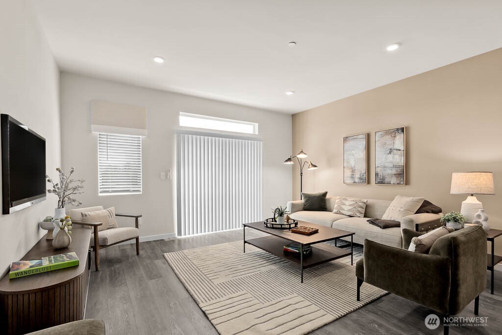 14707 87th Avenue SE #HH2, Snohomish, WA 98296