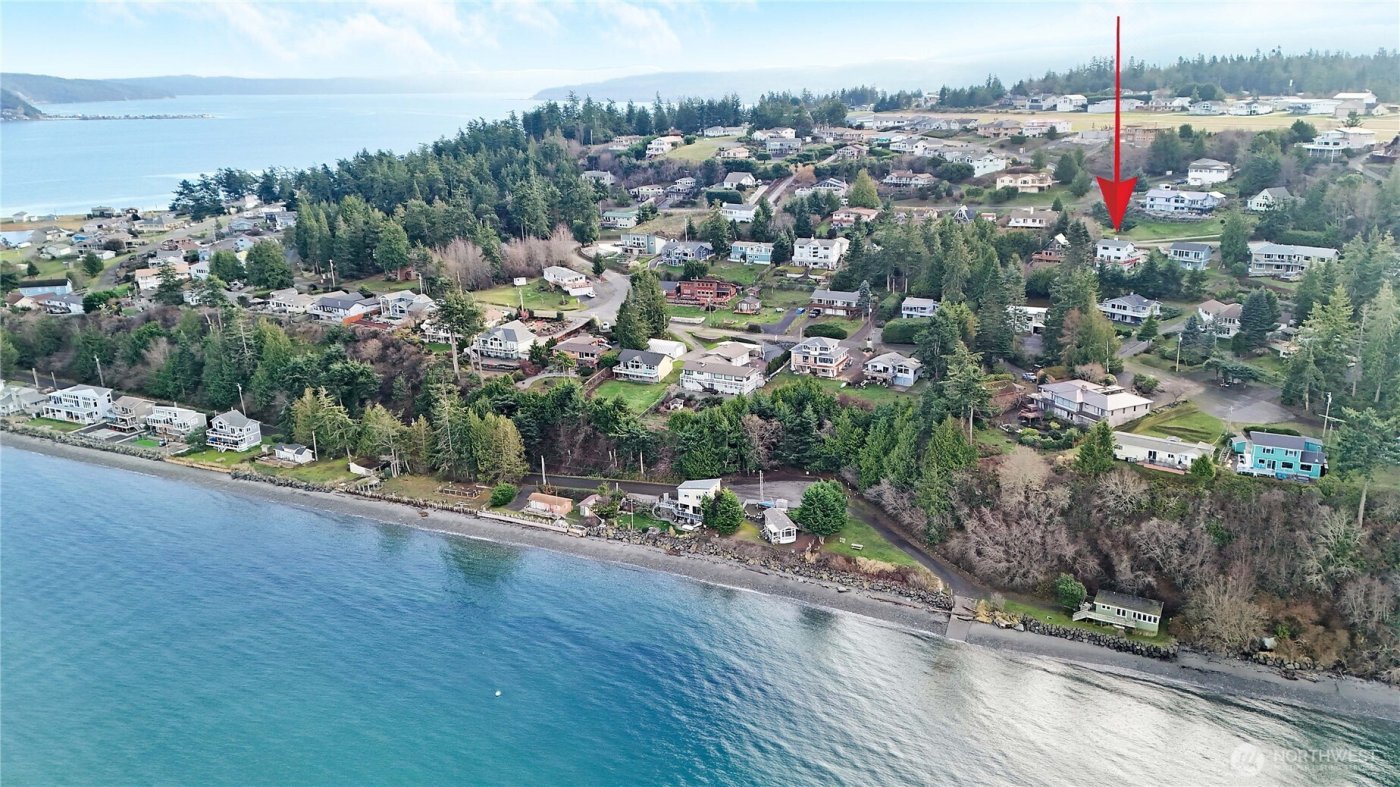 320 N North Street , Sequim, WA 98382