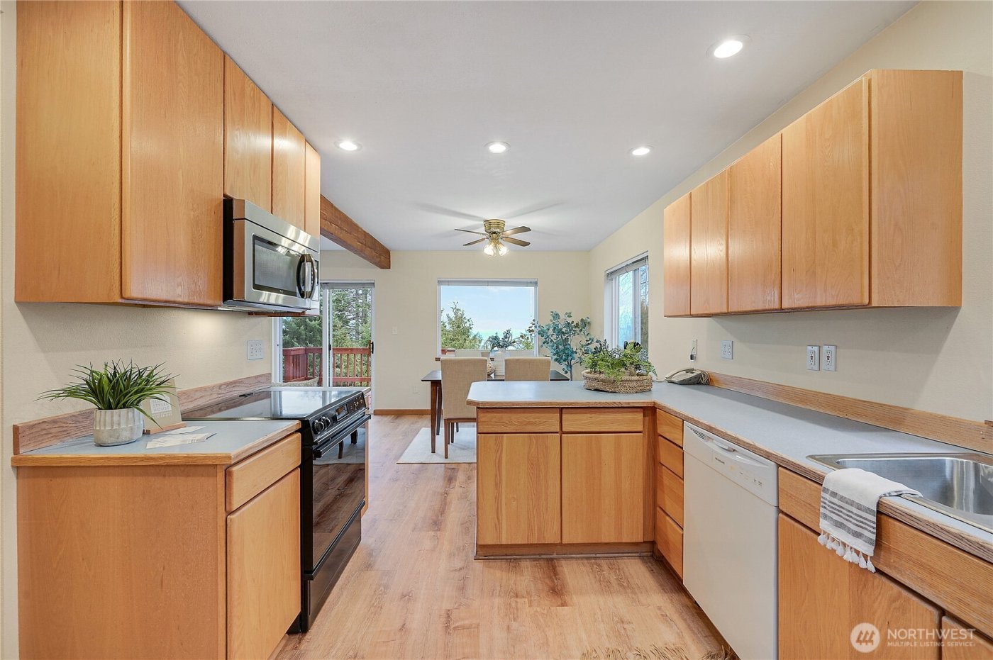 320 N North Street , Sequim, WA 98382