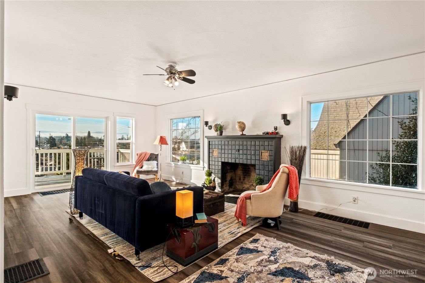 604 academy Street , Kelso, WA 98626-4319