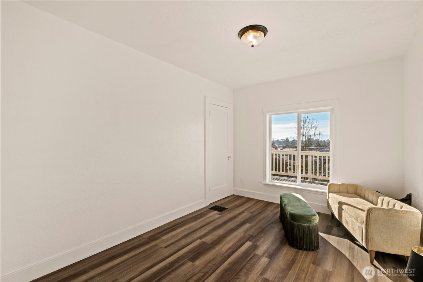 604 academy Street , Kelso, WA 98626-4319