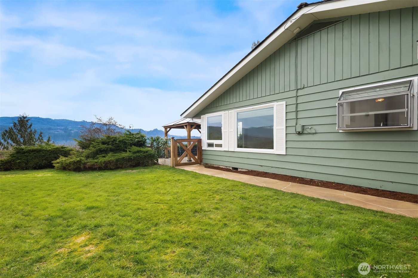 103 E Rivmont Drive , Monroe, WA 98272