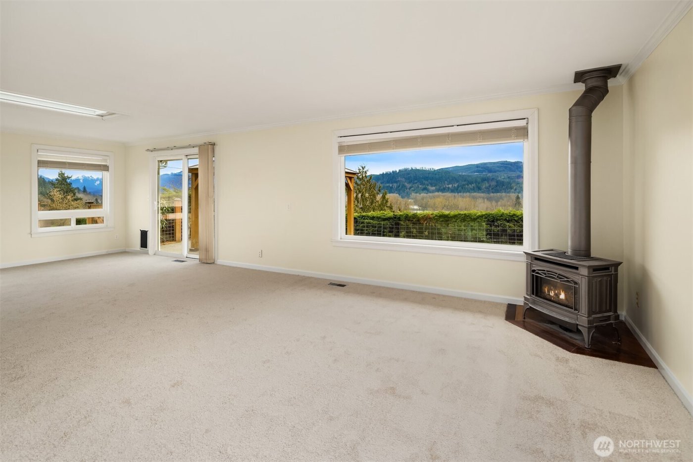 103 E Rivmont Drive , Monroe, WA 98272