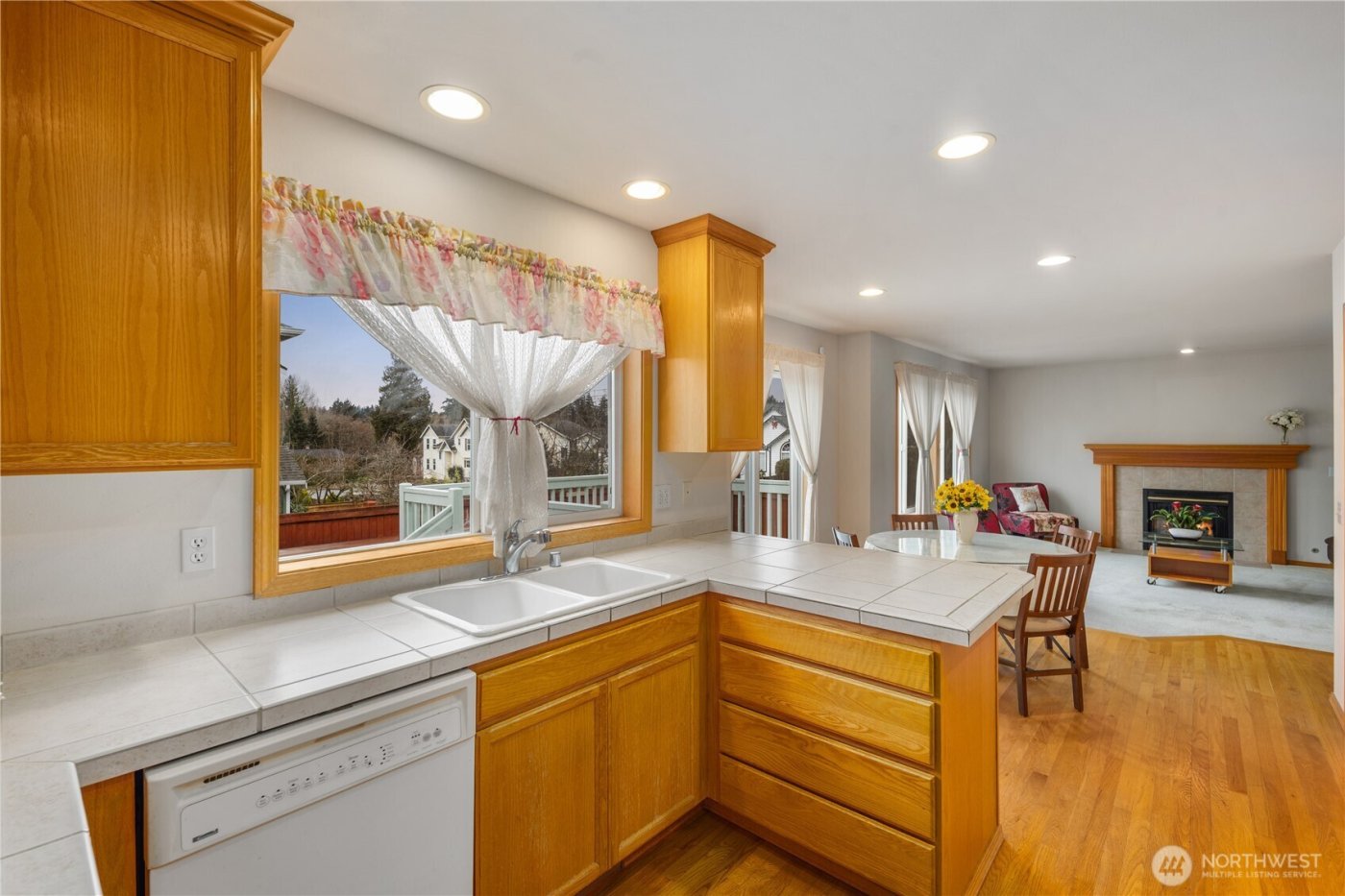 14426 19th Avenue W, Lynnwood, WA 98087-5923