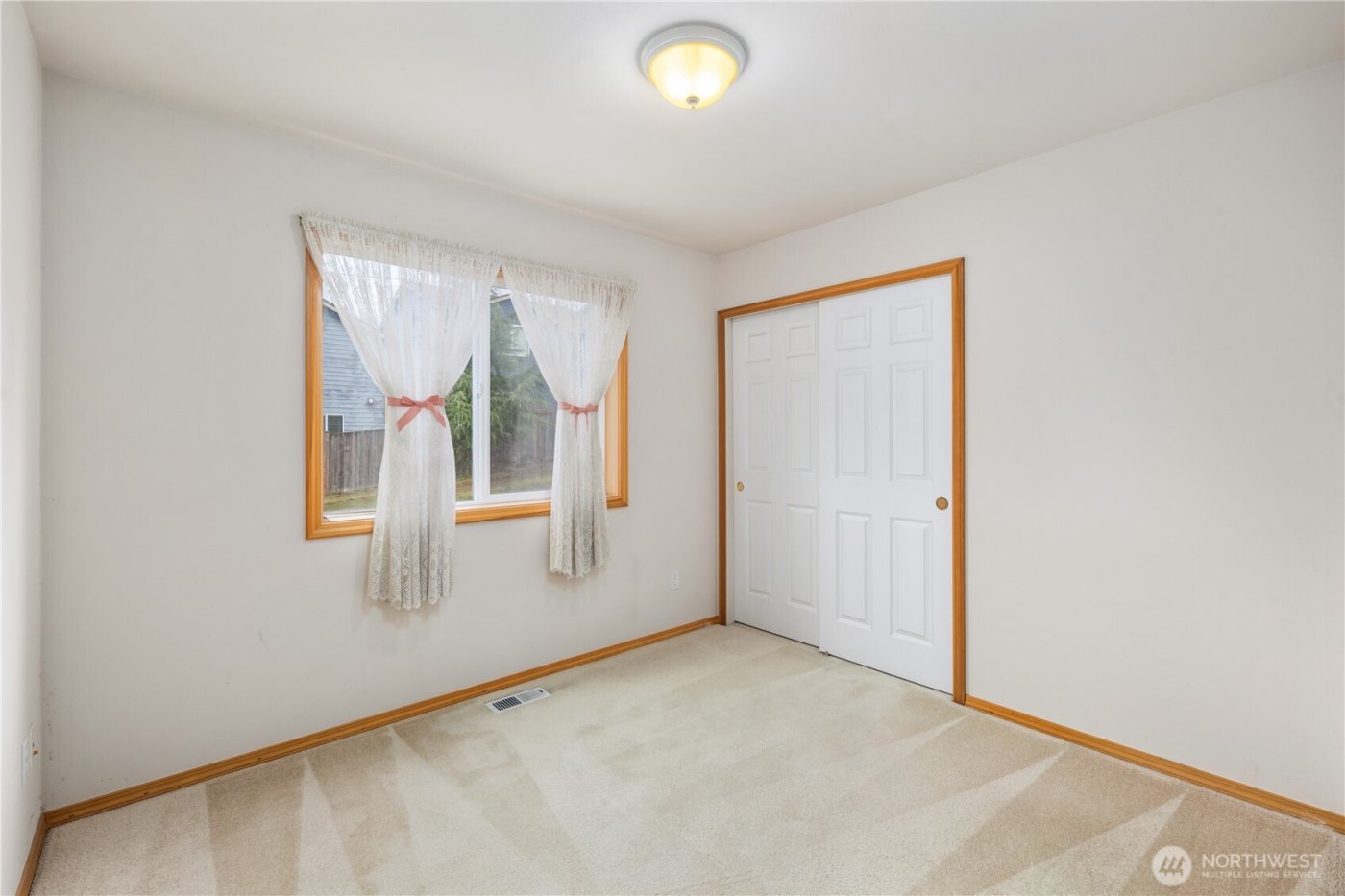 14426 19th Avenue W, Lynnwood, WA 98087-5923