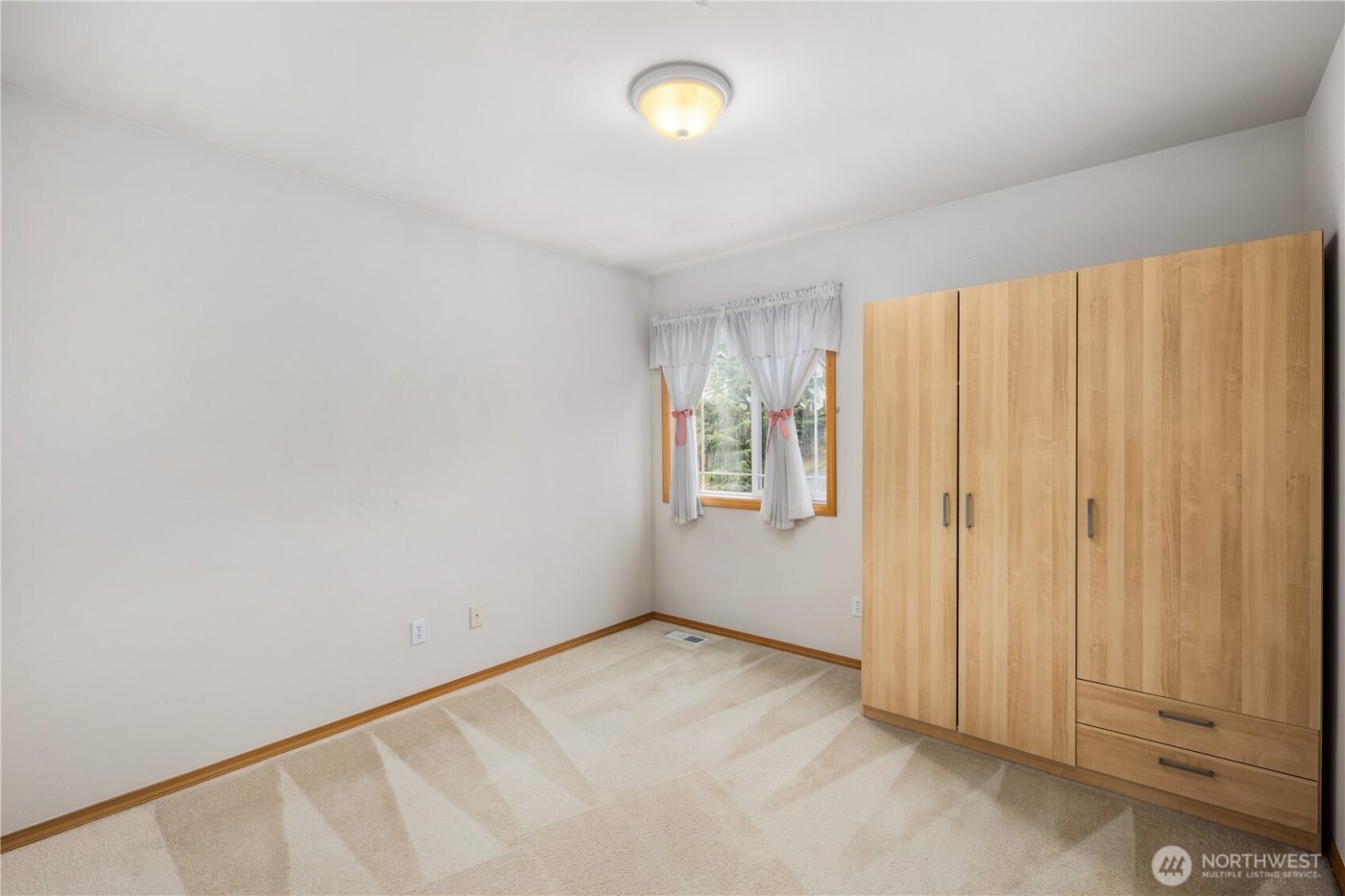 14426 19th Avenue W, Lynnwood, WA 98087-5923