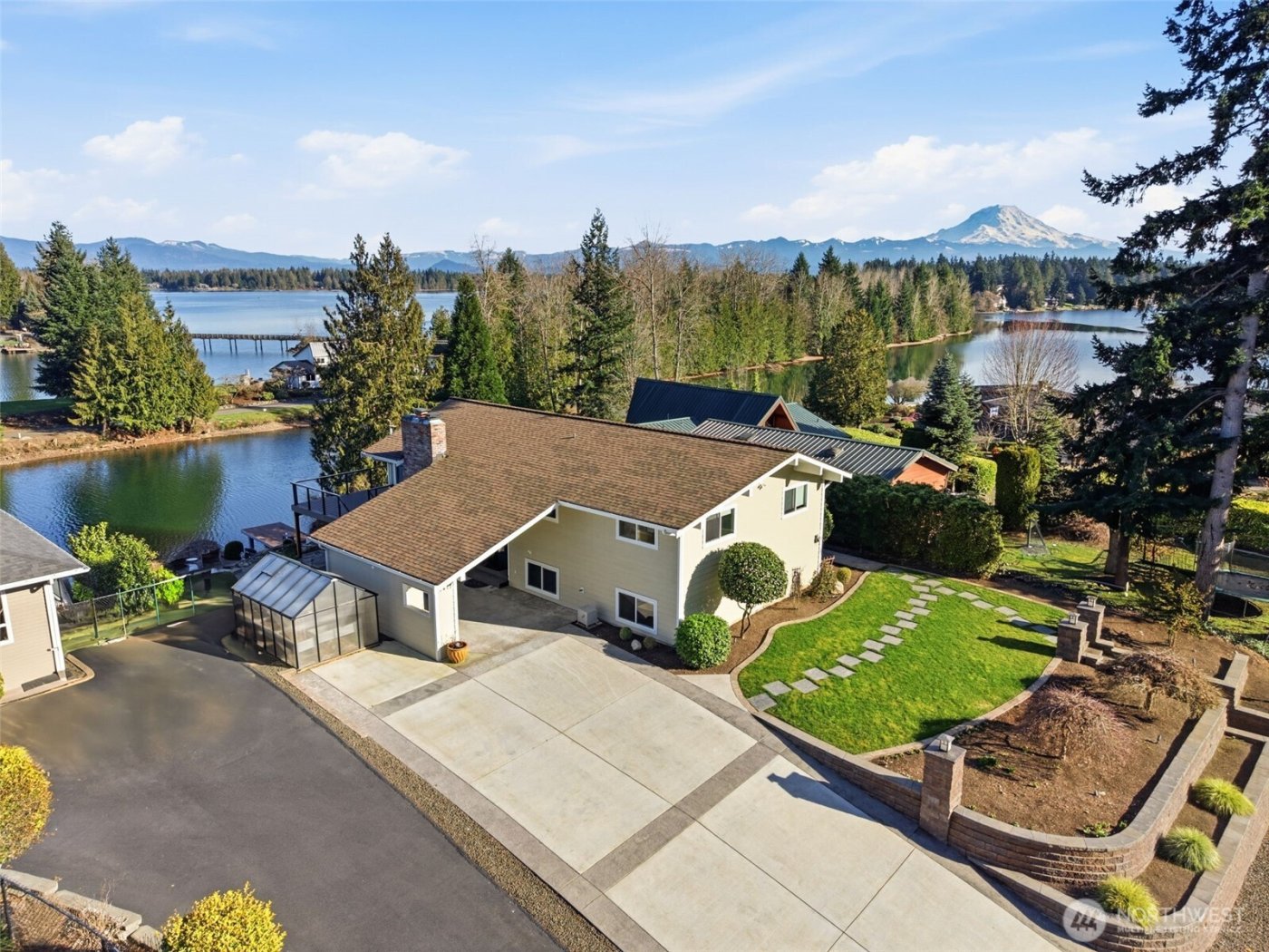 4411 183rd Avenue E, Lake Tapps, WA 98391