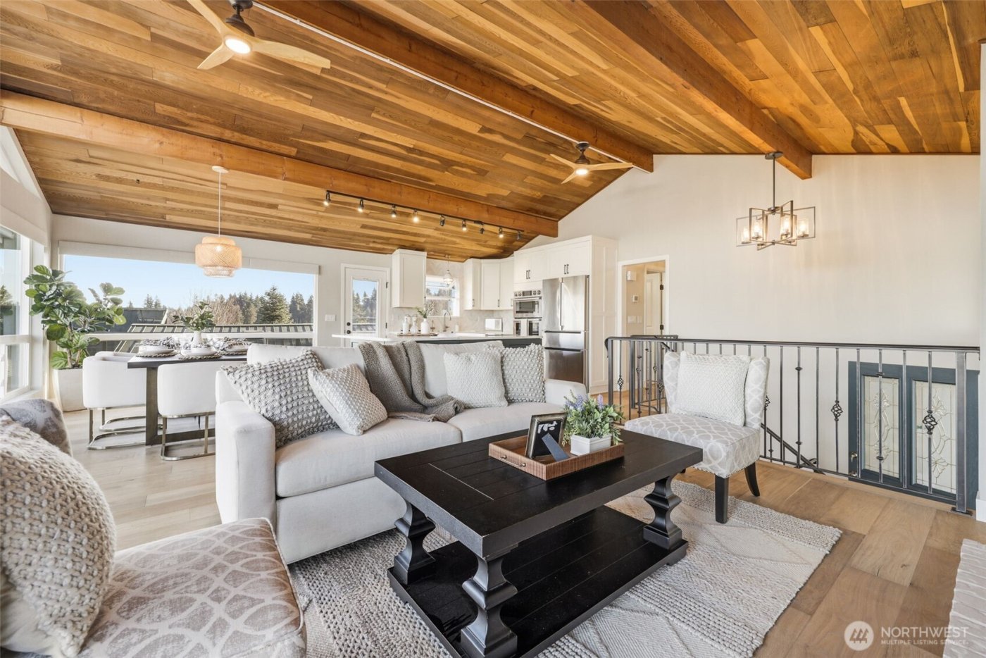 4411 183rd Avenue E, Lake Tapps, WA 98391