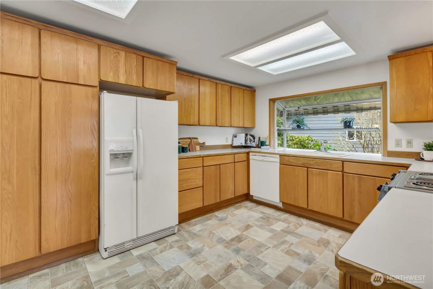 31402 28th Place SW, Federal Way, WA 98023