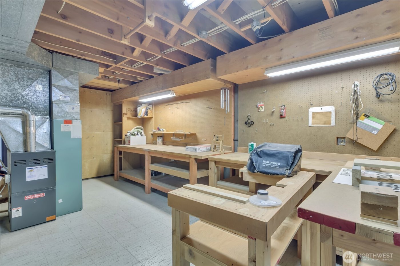 31402 28th Place SW, Federal Way, WA 98023