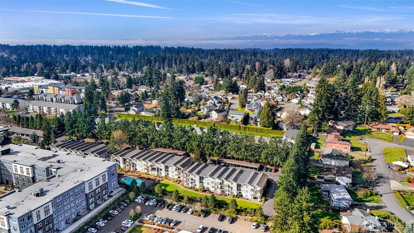 8017 234th Street SW #314, Edmonds, WA 98026