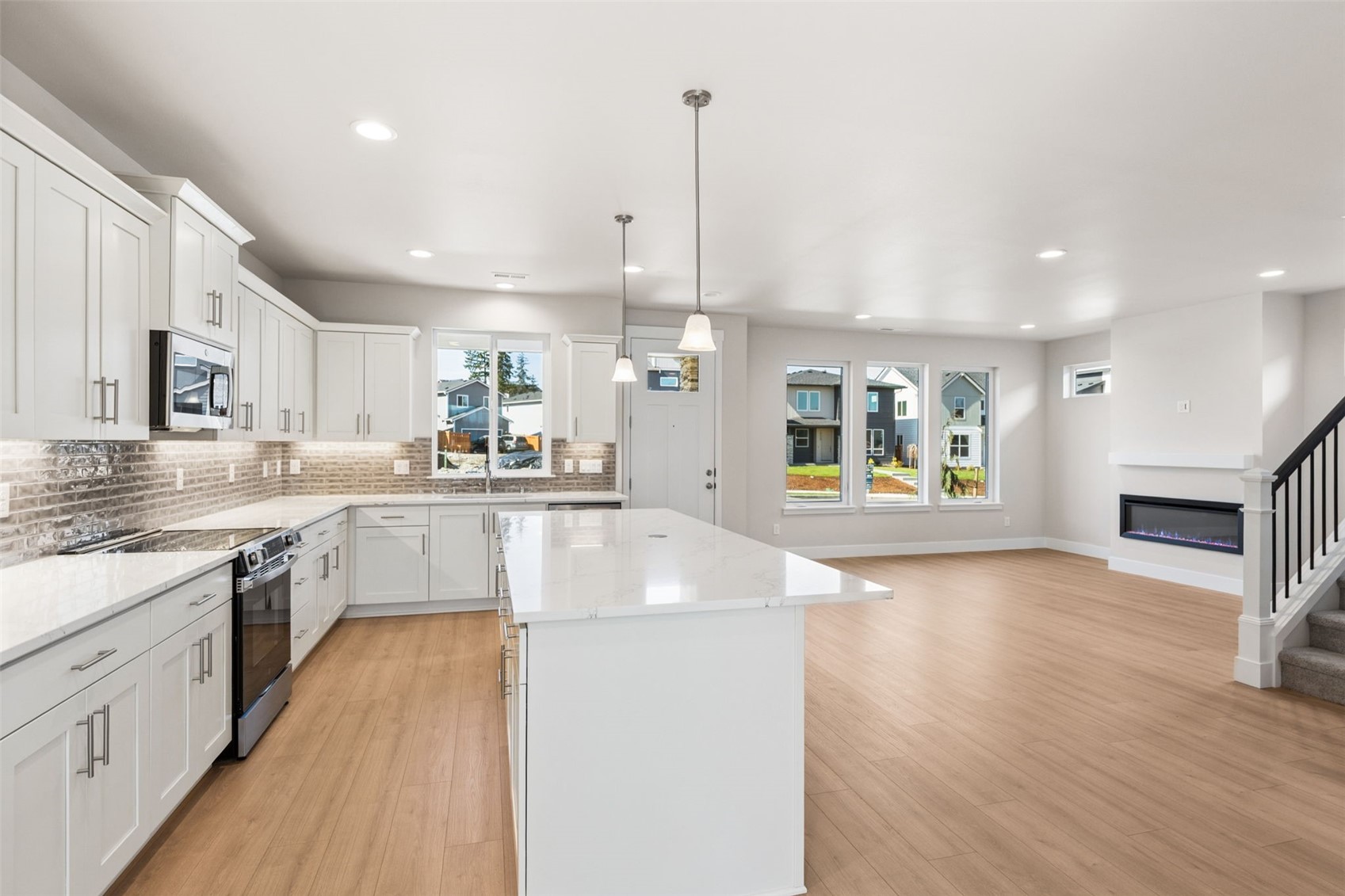 14527 204th Avenue E #905, Bonney Lake, WA 98391