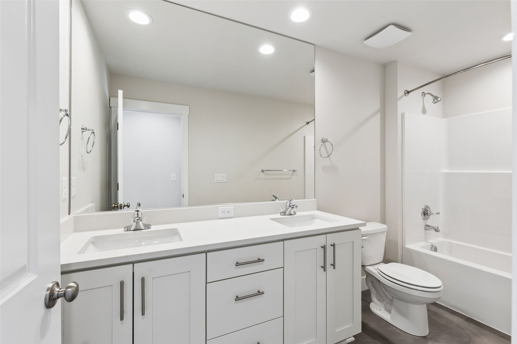 14527 204th Avenue E #905, Bonney Lake, WA 98391