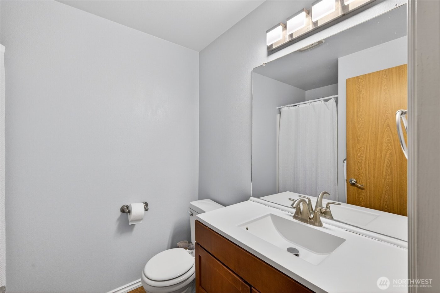 730 SE 8th Avenue #A202, Oak Harbor, WA 98277