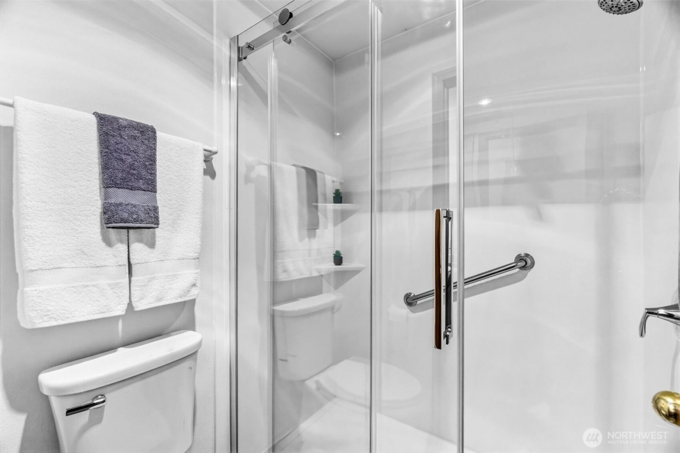 8814 Rosario Court SE, Olympia, WA 98513