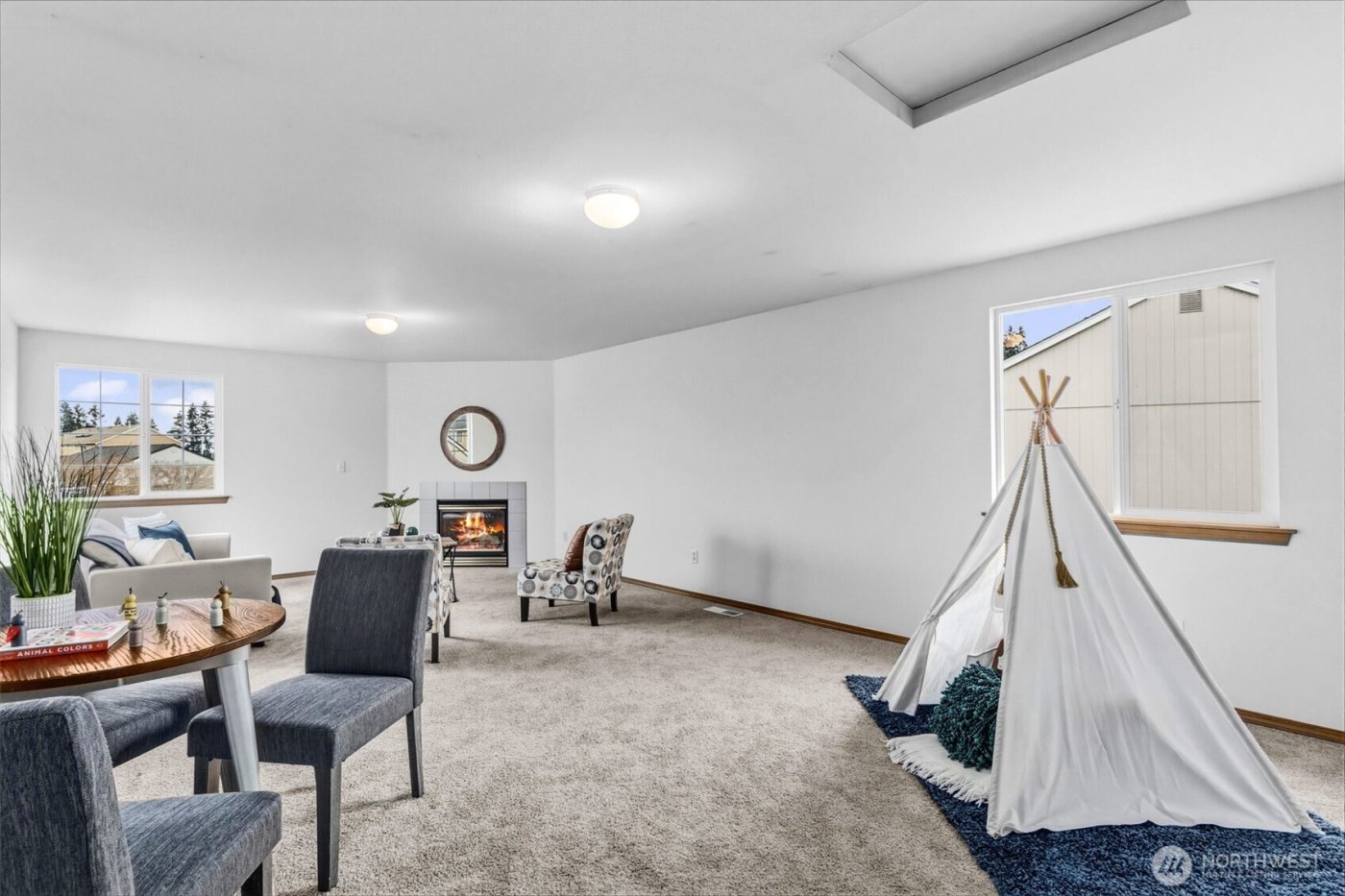 8814 Rosario Court SE, Olympia, WA 98513