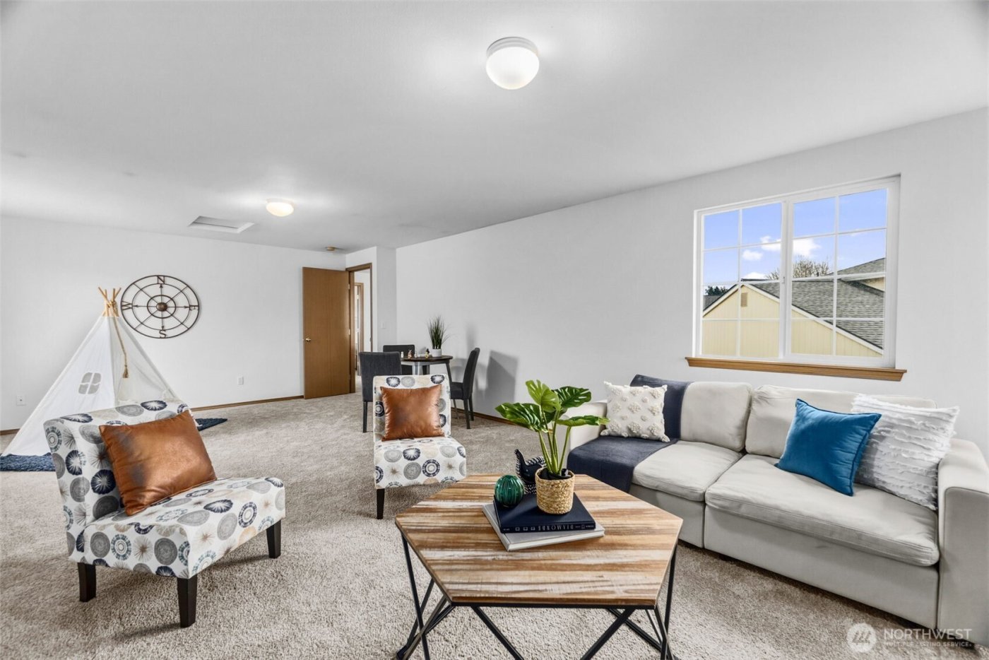 8814 Rosario Court SE, Olympia, WA 98513