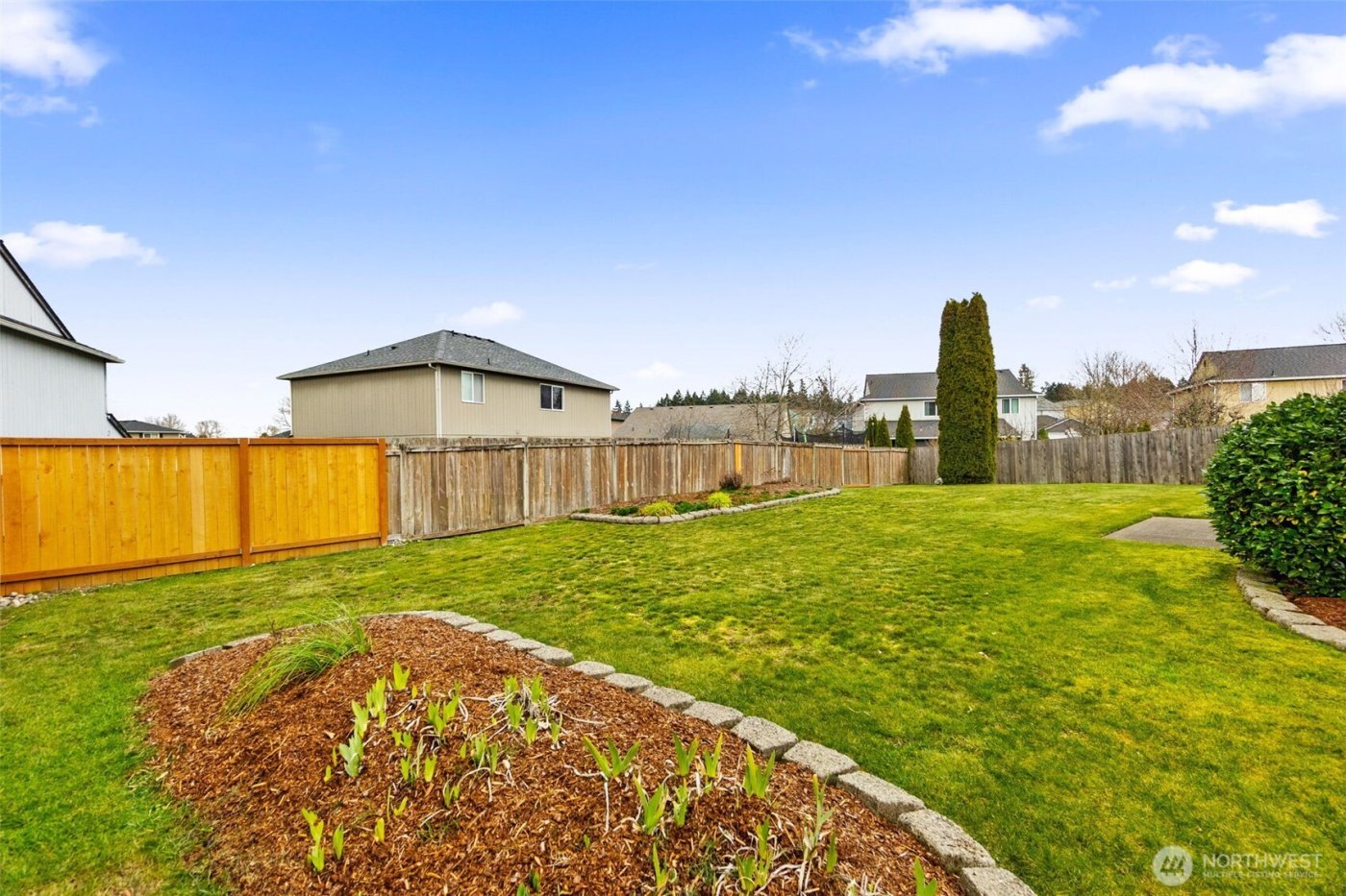 8814 Rosario Court SE, Olympia, WA 98513