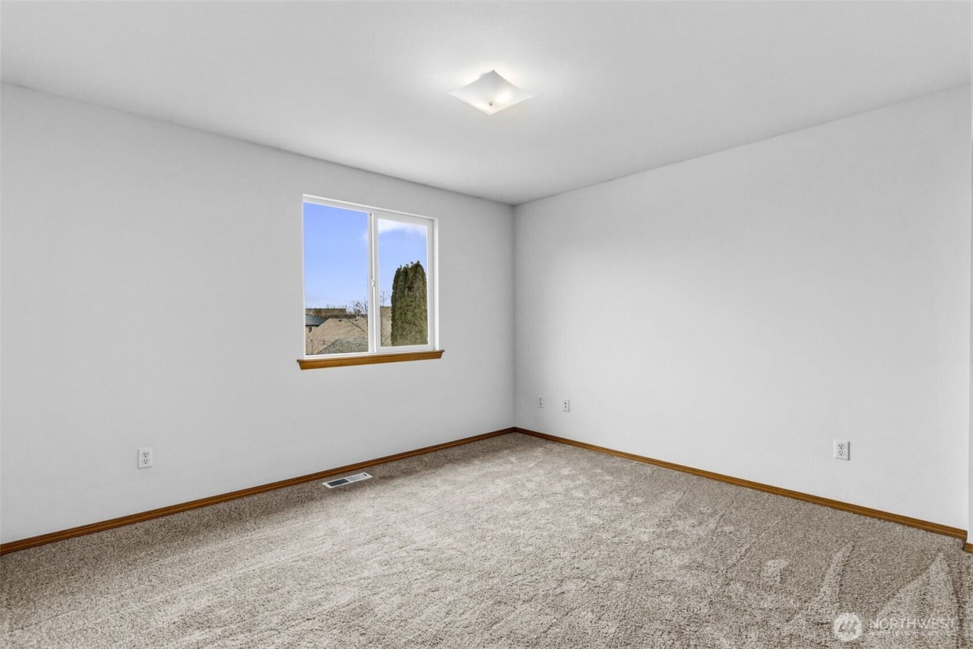 8814 Rosario Court SE, Olympia, WA 98513