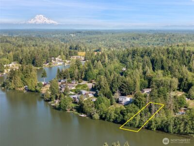 1710 SE Crescent Drive , Shelton, WA 98584