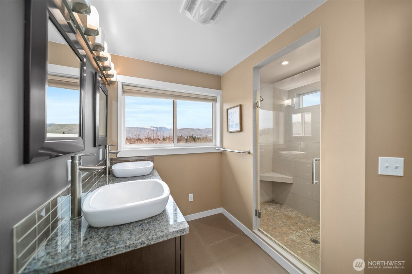 712 Vista View Place , East Wenatchee, WA 98802