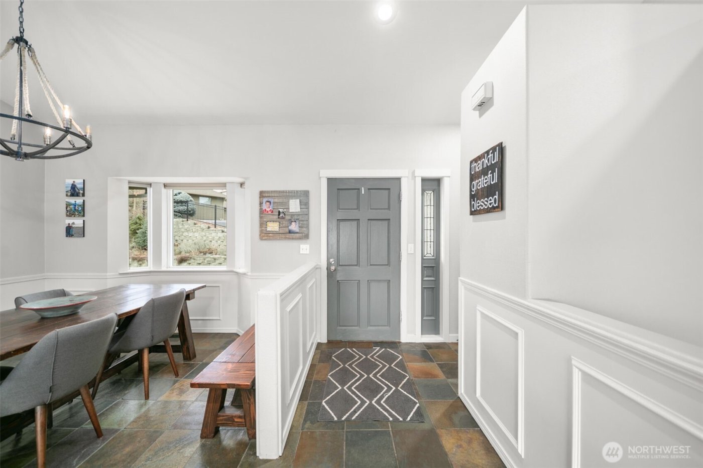 712 Vista View Place , East Wenatchee, WA 98802