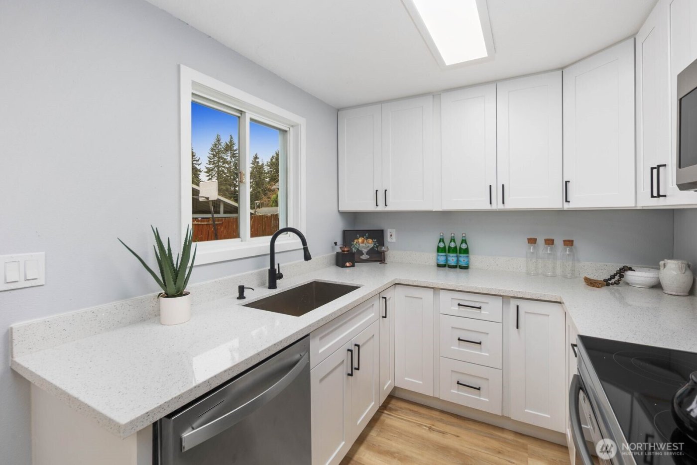 505 SW 305th Street , Federal Way, WA 98023