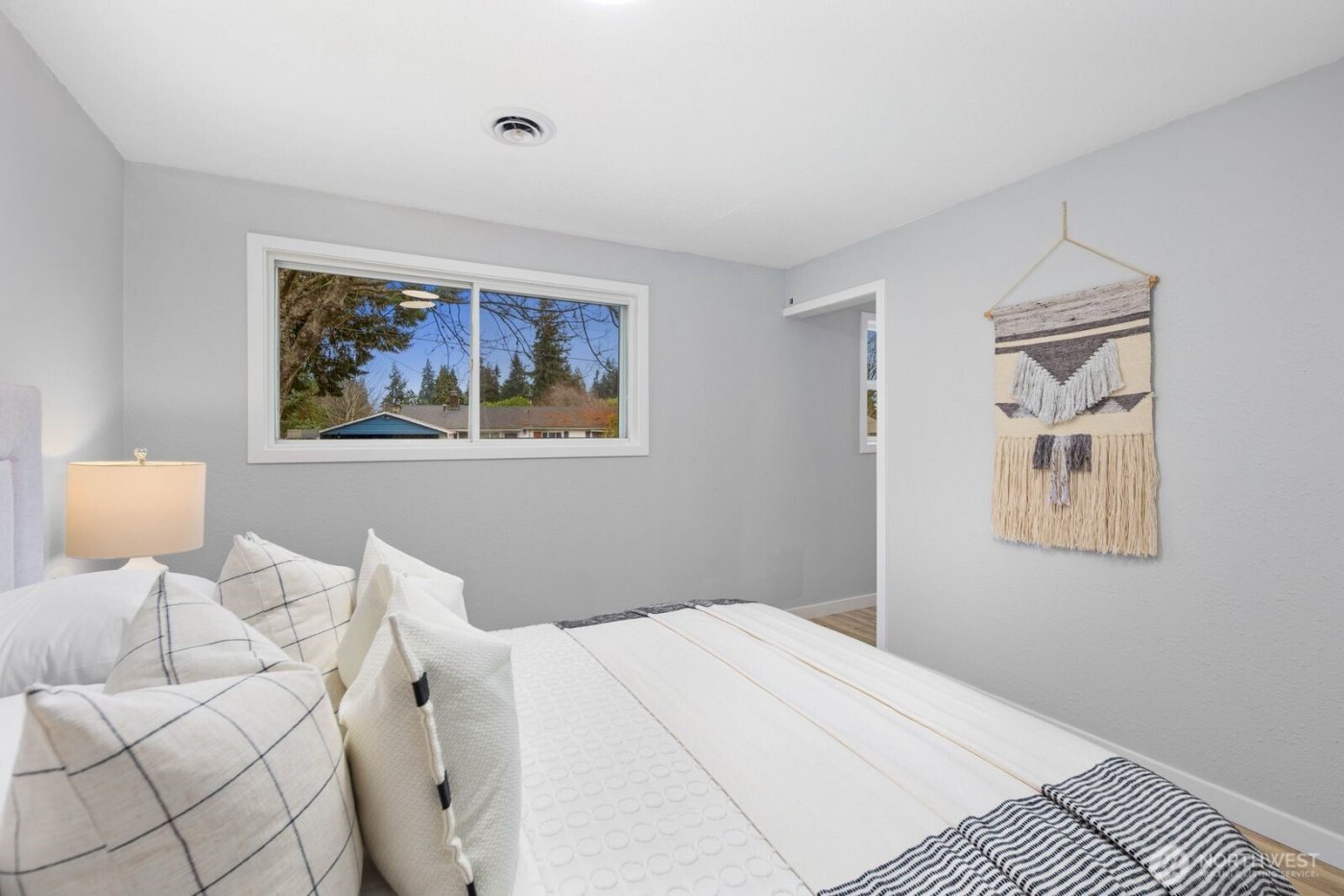 505 SW 305th Street , Federal Way, WA 98023