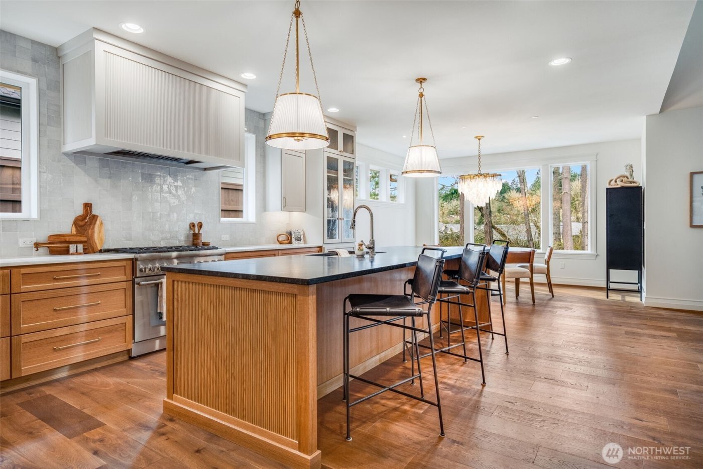 8110 Shirley Avenue , Gig Harbor, WA 98332