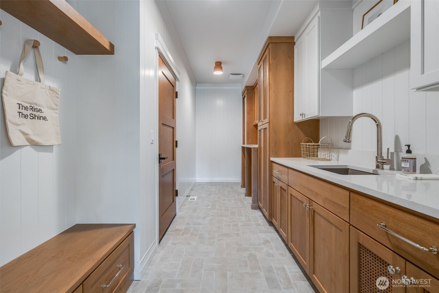 8110 Shirley Avenue , Gig Harbor, WA 98332