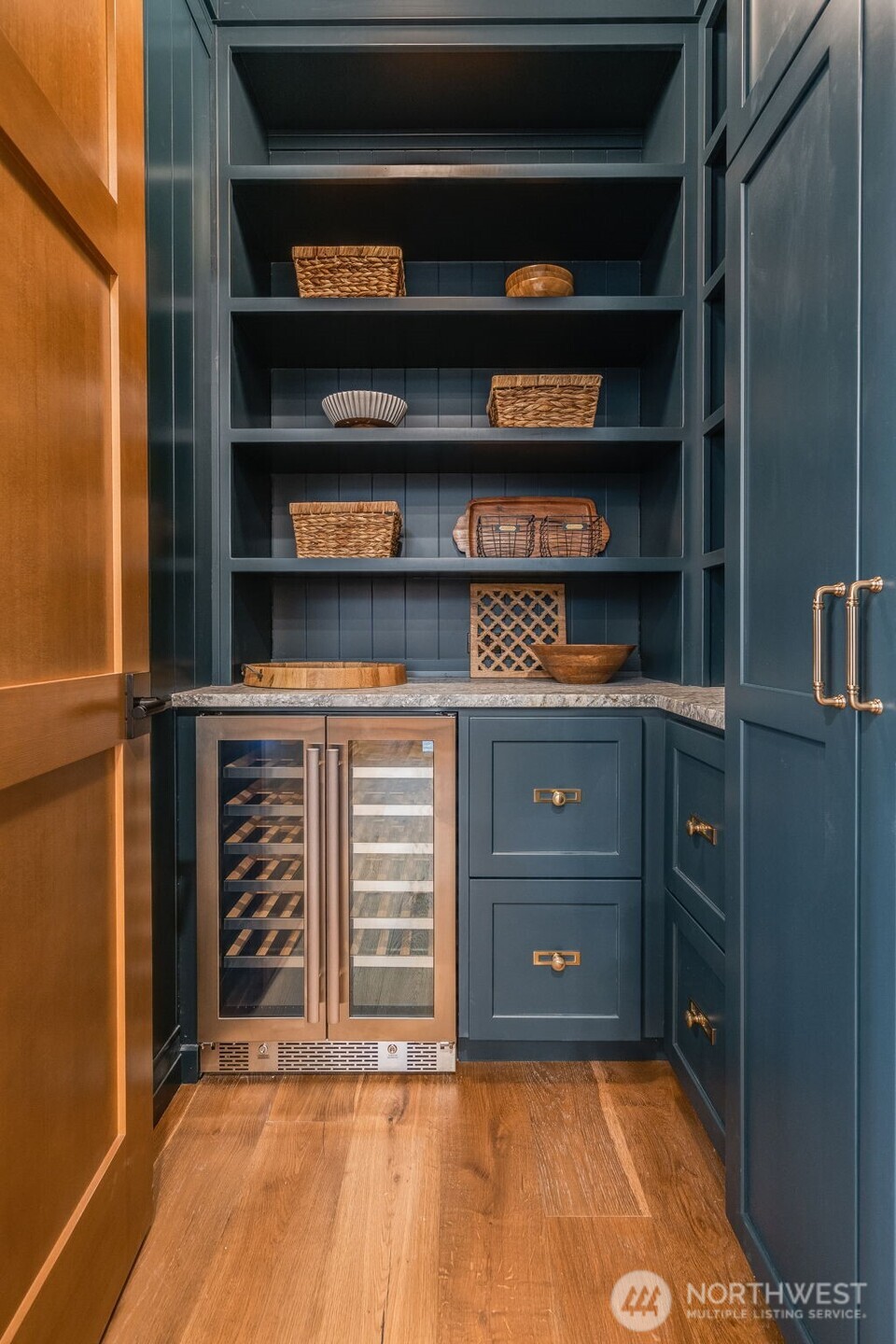 8110 Shirley Avenue , Gig Harbor, WA 98332