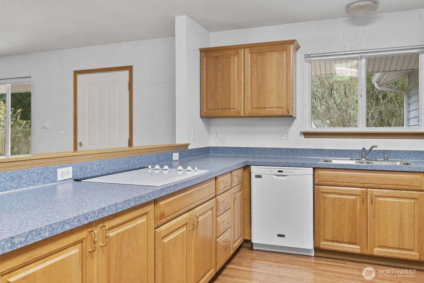 15326 Scenic Shores Drive SE, Yelm, WA 98597-9125